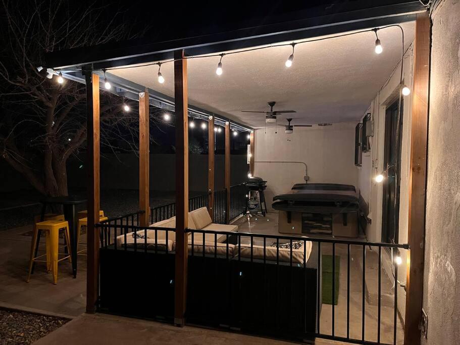 Вилла Casa Charleston-3Br-2Bath-Hot Tub-Pet Friendly-No Pet Fees! Альбукерке Экстерьер фото