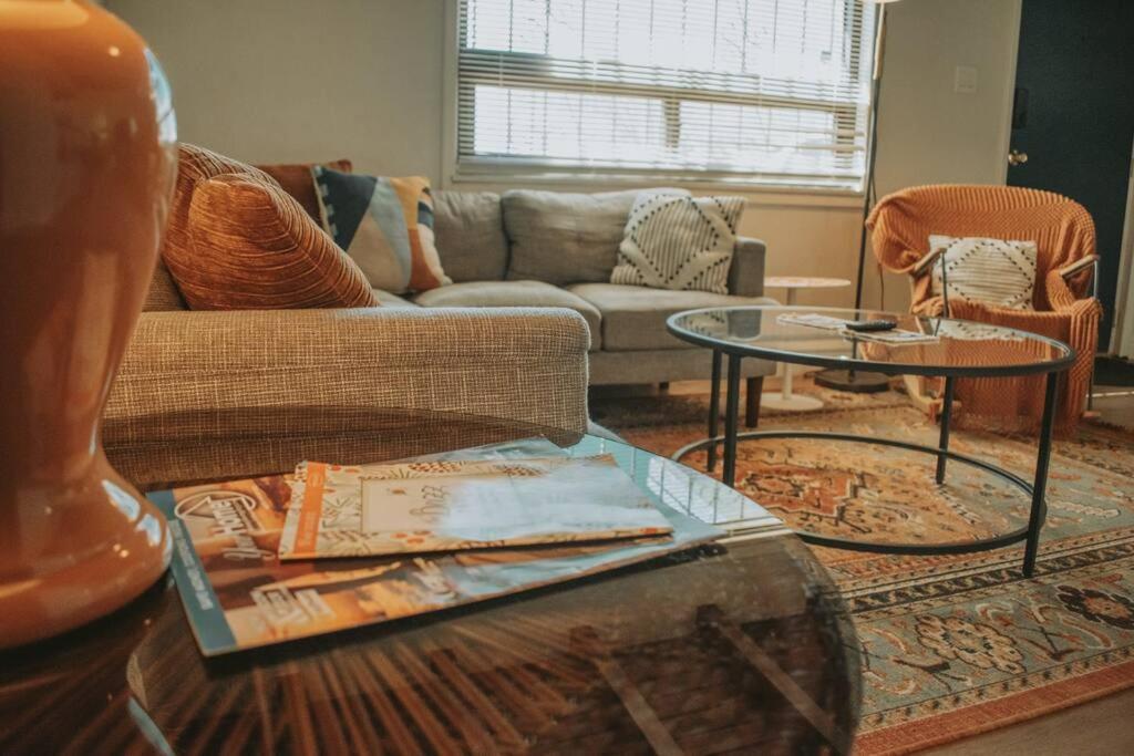 Вилла Casa Charleston-3Br-2Bath-Hot Tub-Pet Friendly-No Pet Fees! Альбукерке Экстерьер фото