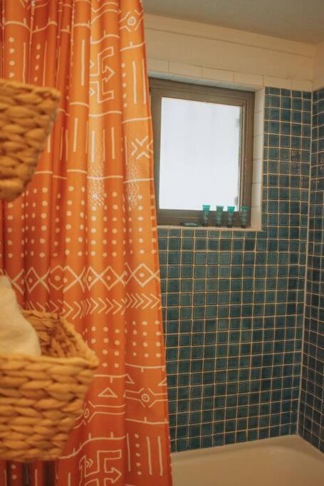 Вилла Casa Charleston-3Br-2Bath-Hot Tub-Pet Friendly-No Pet Fees! Альбукерке Экстерьер фото